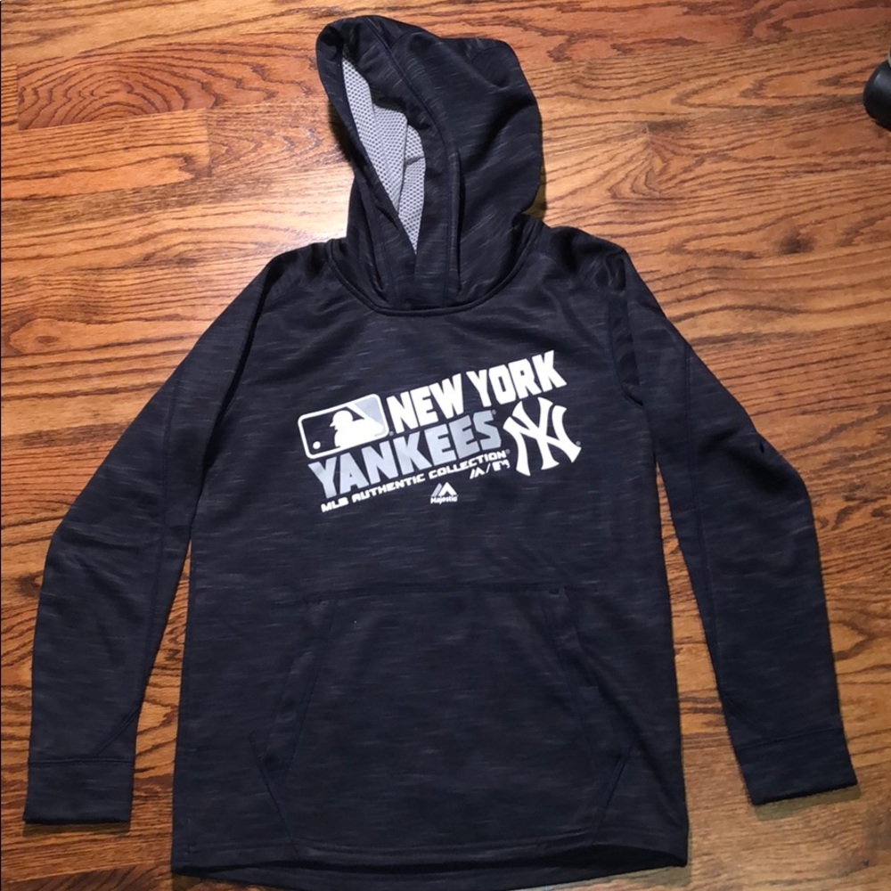 Boys Youth Medium New York Yankees Sweatshirt